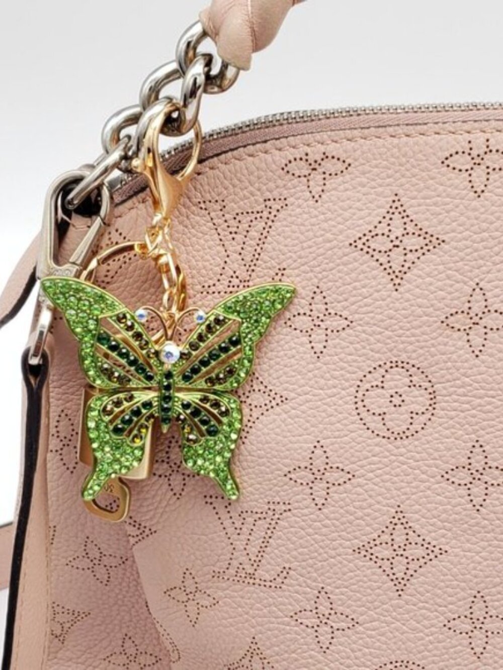Authentic Louis Vuitton Gold Padlock & Key🔒 w/ Unbranded Butterfly Keychain - Picture 9 of 9
